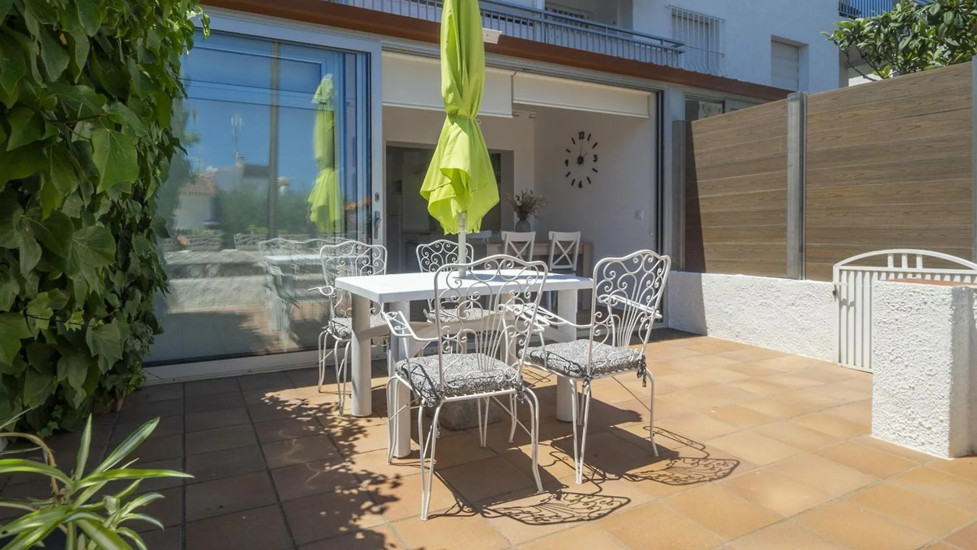 Apartment Apartamento Renovado Con Terraza, A Pasos De La Playa De Riells, ¡Ideal Para Parejas! - Es-325-29 Torroella De Montgri