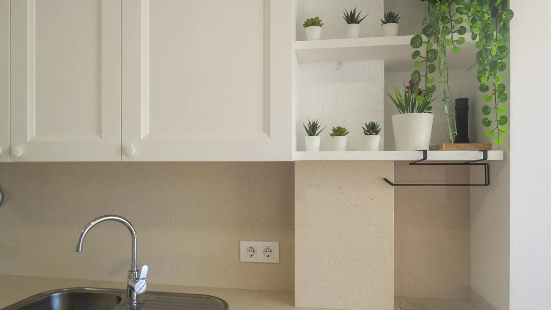 Apartment Apartamento Renovado Con Terraza, A Pasos De La Playa De Riells, ¡Ideal Para Parejas! - Es-325-29 Torroella De Montgri