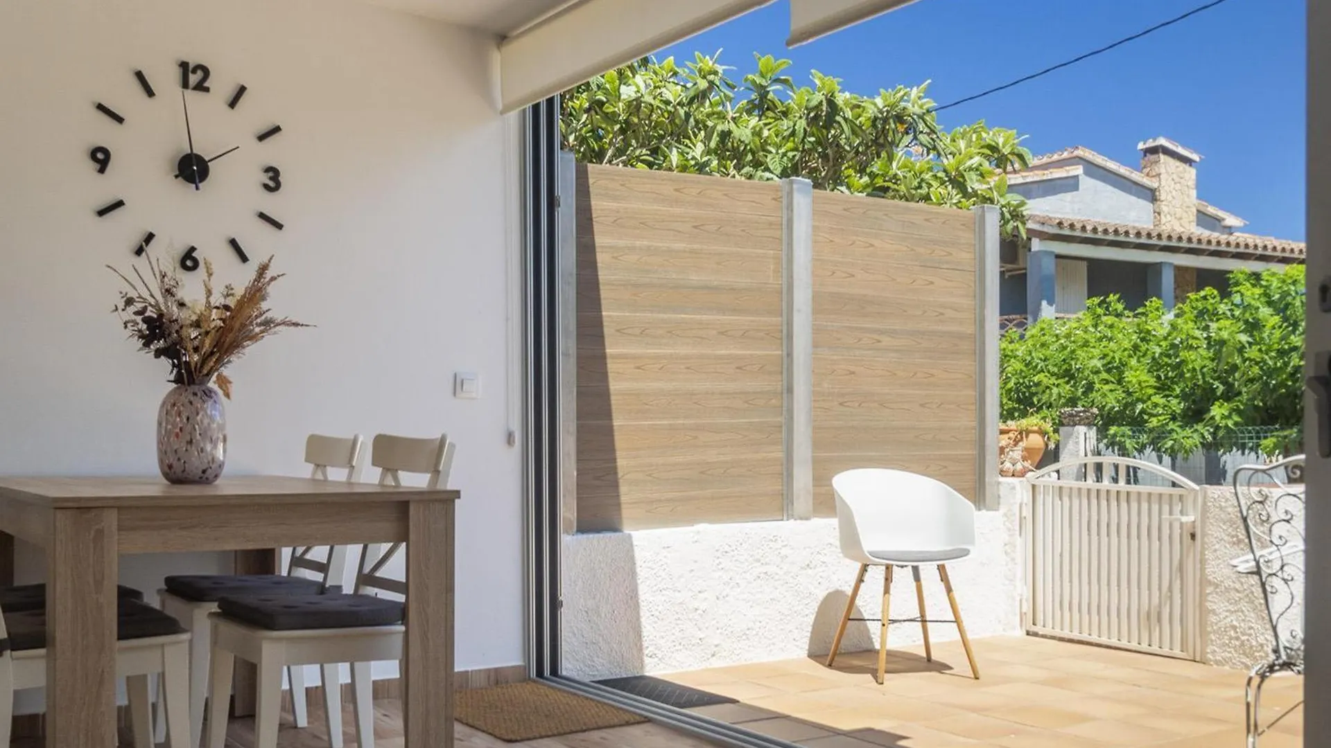 Apartment Apartamento Renovado Con Terraza, A Pasos De La Playa De Riells, ¡Ideal Para Parejas! - Es-325-29 Torroella De Montgri